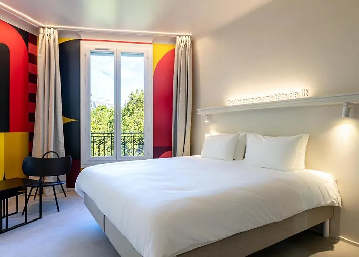 Hotel Graphik Montparnasse Parigi